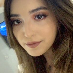 Meet your Posher, Yazmin